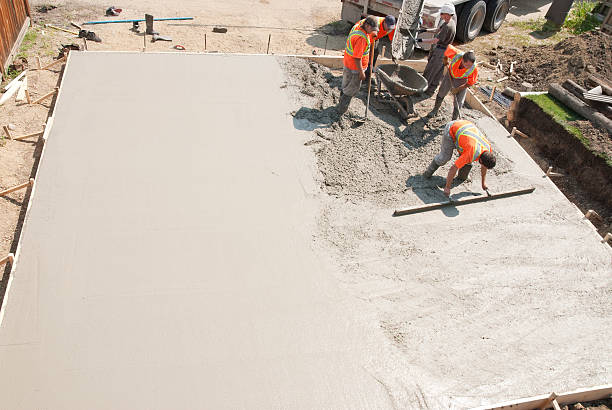 Best Concrete Driveway Installation in East Oakdale, CA